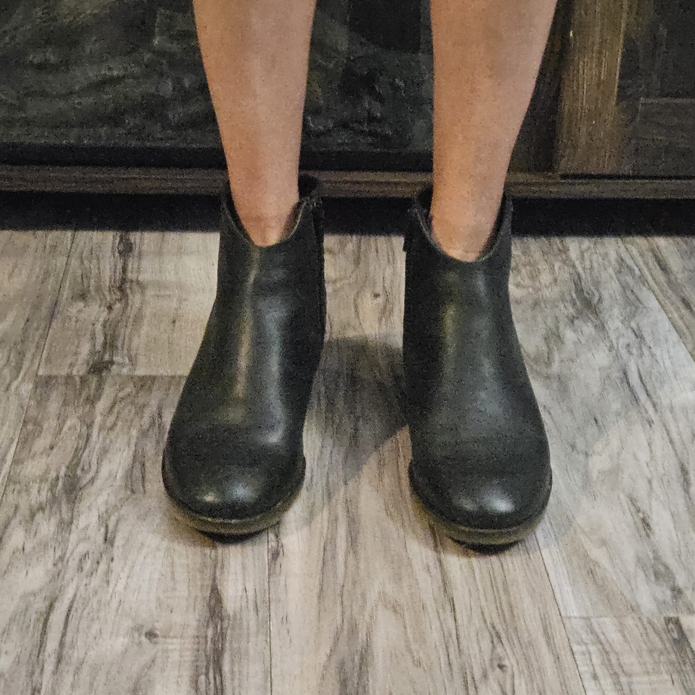 Black Leather Ankle Boots with Elastic Panels